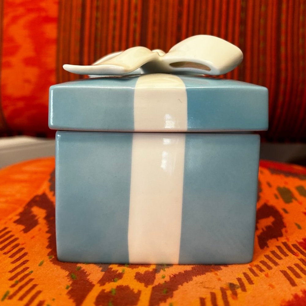 Tiffany & CO. Porcelain Trinket Gift Box